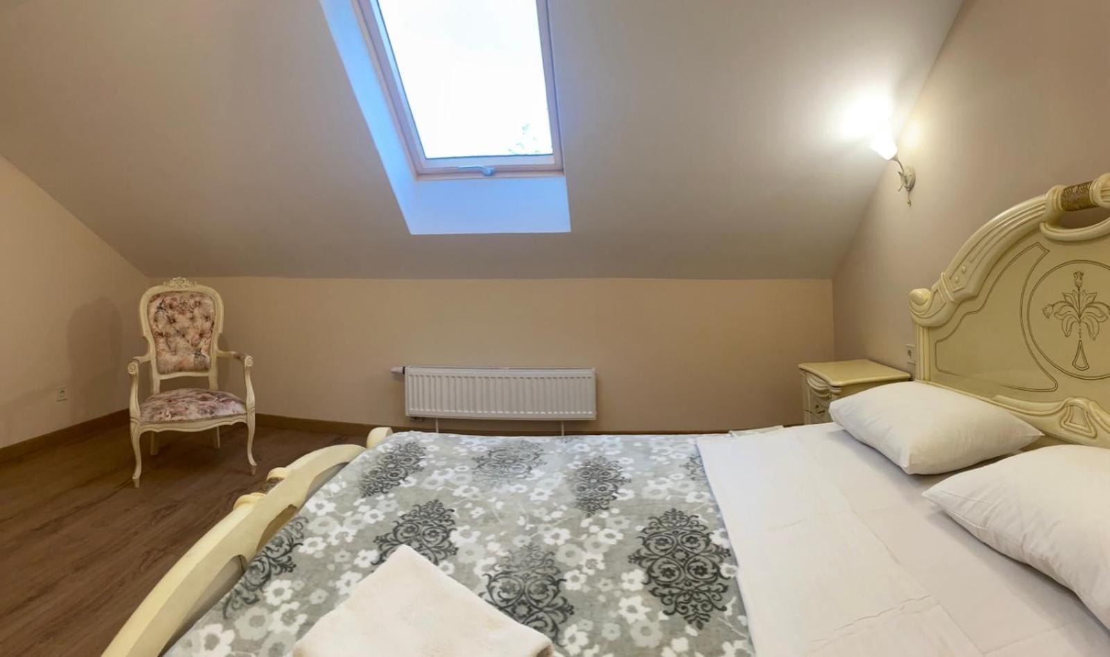 Apart Yaroslava Osmomysla 9 Square - City Center Lviv Kültér fotó