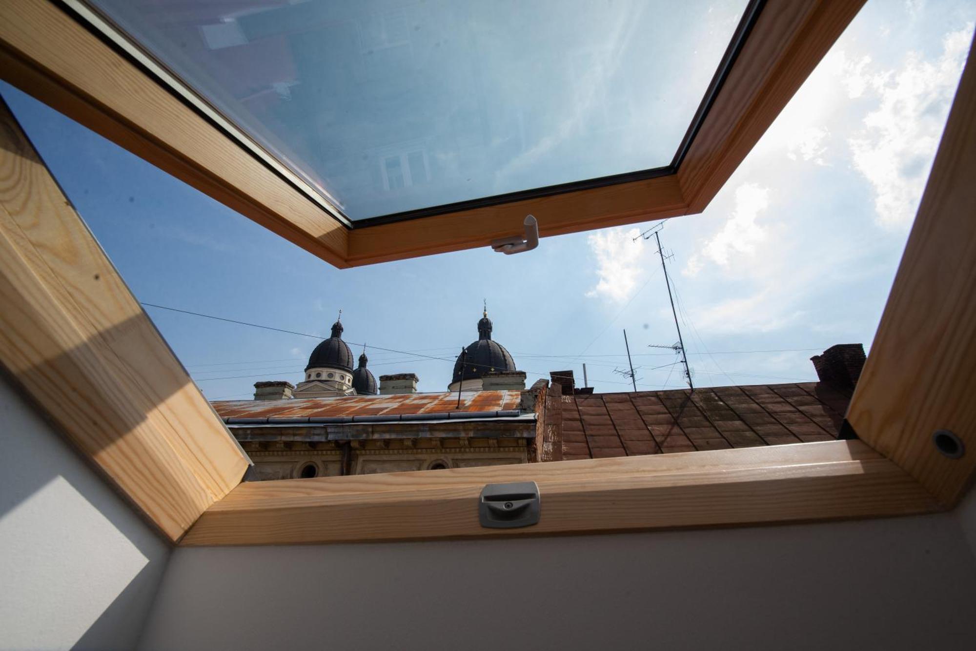 Apart Yaroslava Osmomysla 9 Square - City Center Lviv Kültér fotó