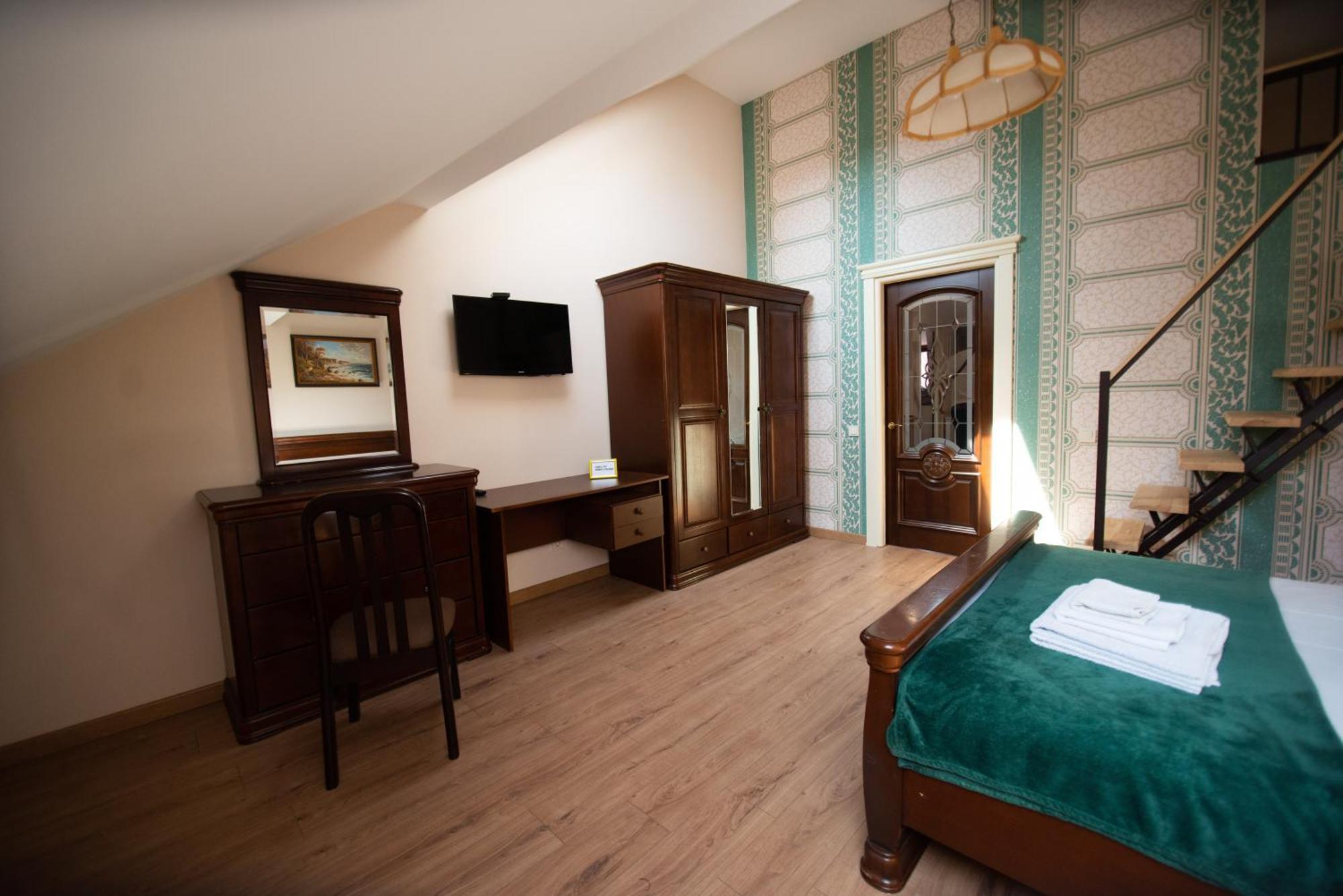 Apart Yaroslava Osmomysla 9 Square - City Center Lviv Kültér fotó