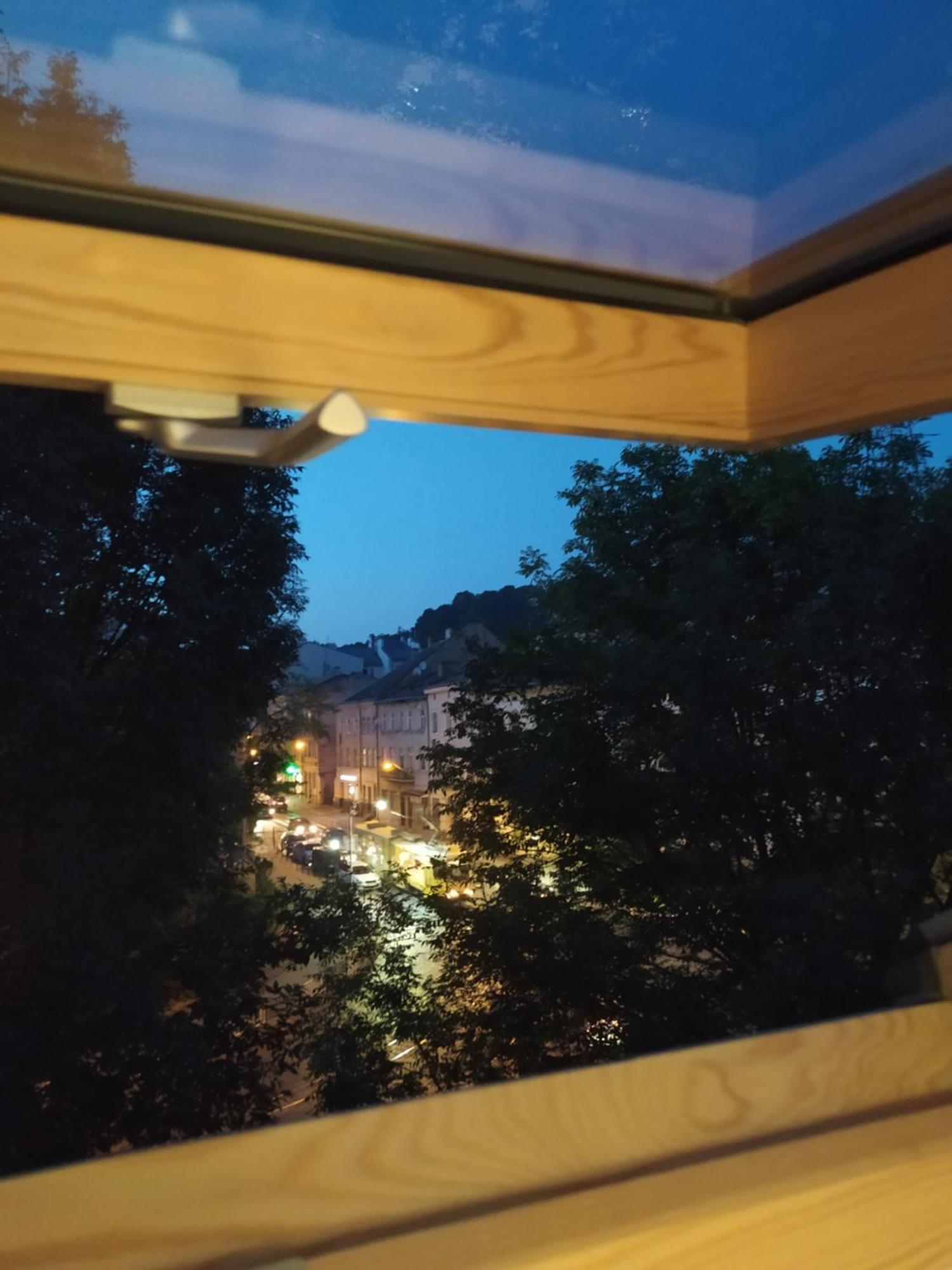 Apart Yaroslava Osmomysla 9 Square - City Center Lviv Szoba fotó